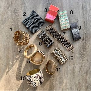 Jewelry: Bundle of bangles bracelets